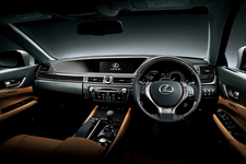 レクサス 新型GS450h version L(インテリアカラー:トパーズブラウン)