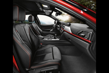 BMW 新型3シリーズ Sport