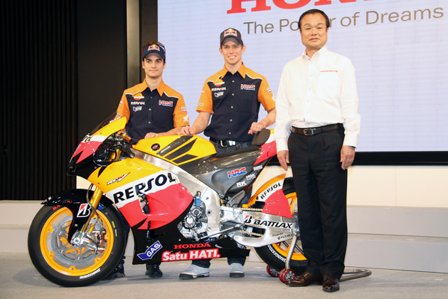 Moto GPクラス参戦のホンダワークスチーム「レプソル・ホンダ」のライダー[2012 Honda モータースポーツ活動計画発表会]