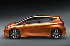 欧州で2013年発売予定の「INVITATION」コンセプトカー サイド