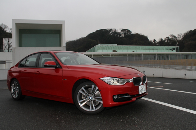 BMW 3シリーズ 328i Sport