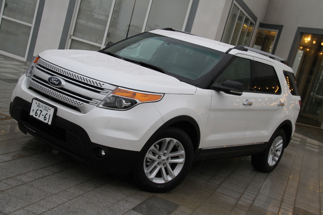 フォード エクスプローラー 2 0 Xlt Ecoboost 試乗レポート 小沢コージ もうビッグミニバンなんていらない 2 3 徹底検証 12年新型車種ー試乗レポート Mota