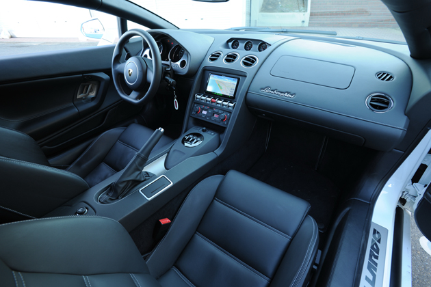 ランボルギーニ ガヤルド LP560-4 ビコローレ