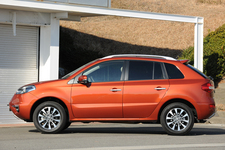 ルノー 2012年新型SUV「コレオス」(マイナーチェンジ)
