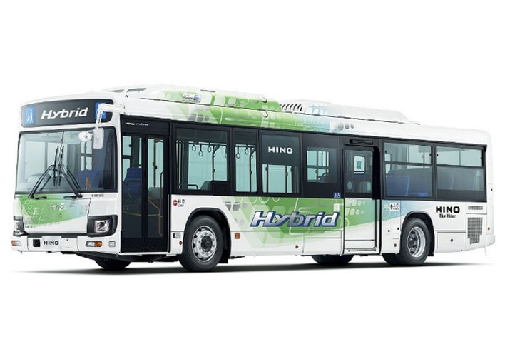 急な割り込みや急ブレーキ 進路変更 プロドライバーのプロ意識はどこへ 画像ギャラリー No 1 特集 Mota