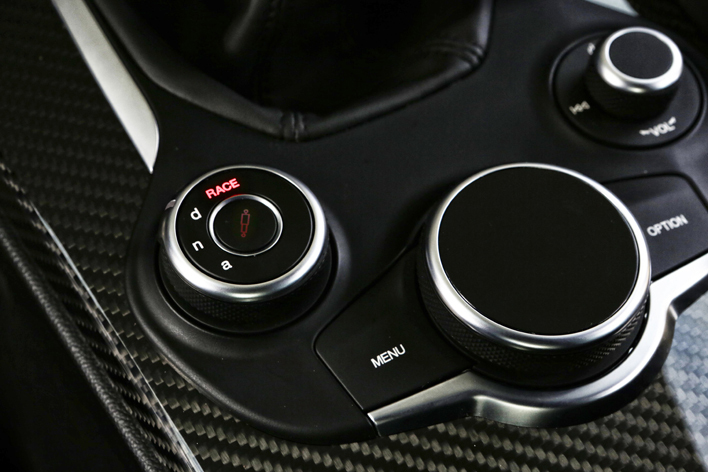 アルファロメオ 新型ジュリア