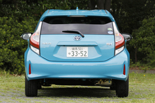 トヨタ 新型アクア