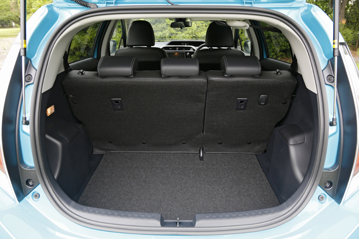 トヨタ 新型アクア