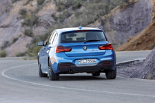 BMW M140i