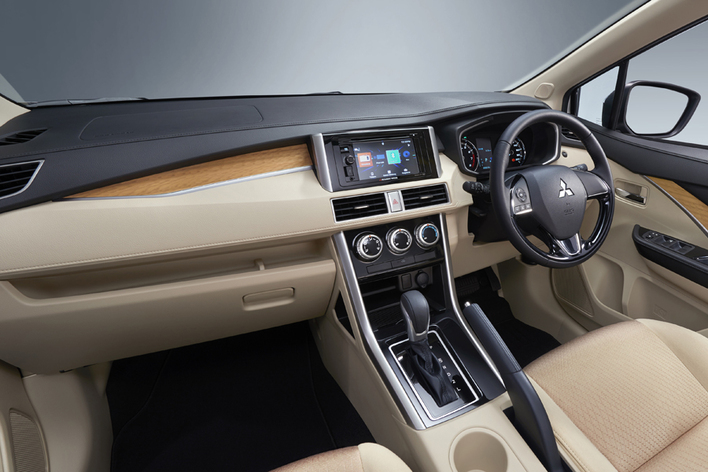 三菱 エクスパンダー