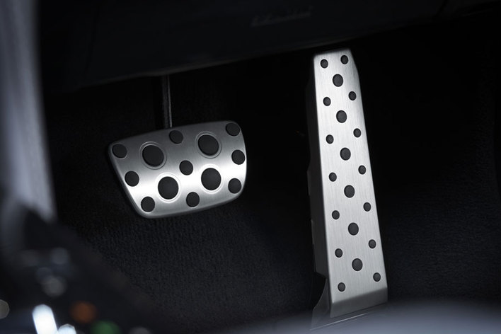 特別仕様車 アスリートS “J-FRONTIER Limited”