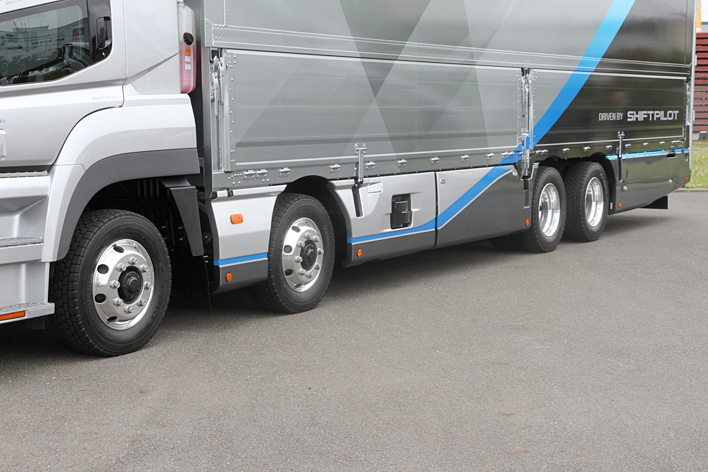 (新車外しです) 三菱 ふそう いすず 日野 大型トラック 純正 テールランプ テールライト 右左セット 220-21853 220-21854 220-11951 [7] 新車外しです) 三菱 ふそう いすず 日野 大型トラック 純正