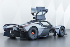 アストンマーティン 新型ヴァルキリー