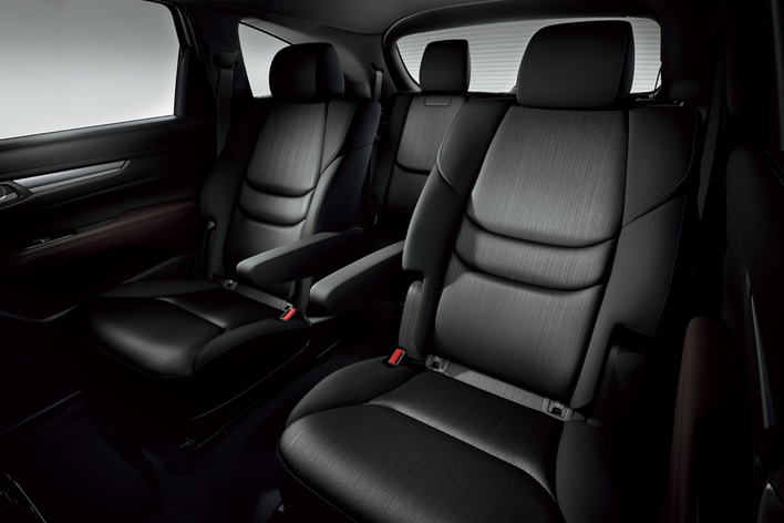 マツダ 新型CX-8