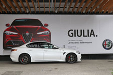 アルファロメオ ジュリア