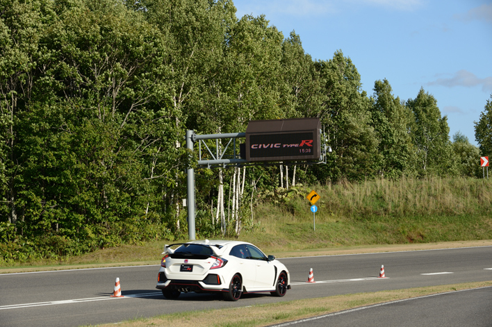 ホンダ 新型シビックタイプR 試乗レポート／国沢光宏