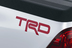 トヨタ 新型ハイラックス(TRDパーツ装着)