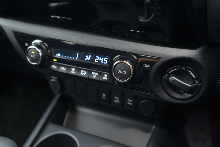 トヨタ ハイラックス （HILUX）