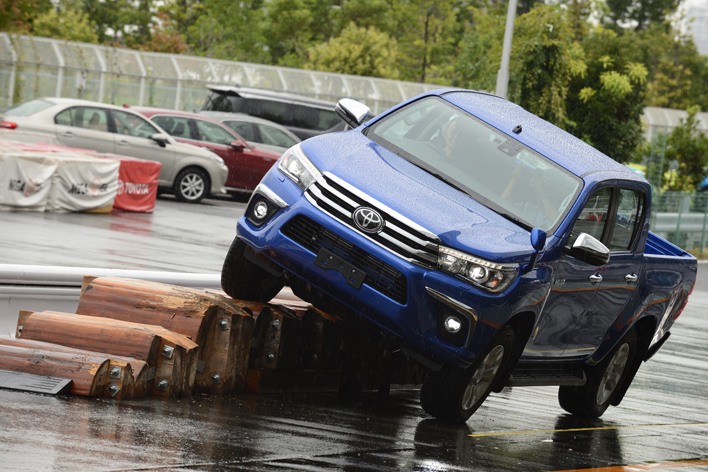 トヨタ ハイラックス （HILUX）