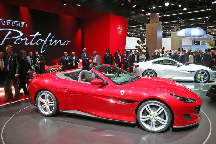 フェラーリ、新型GTモデル「ポルトフィーノ」を日本初公開…価格