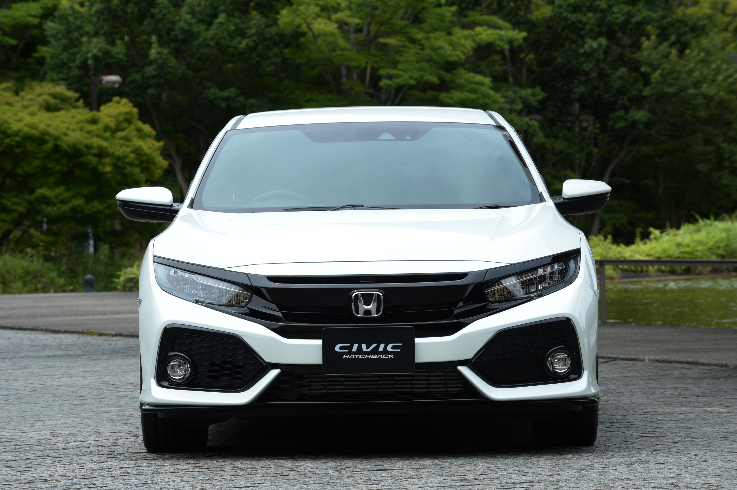 ホンダ 新型シビック Vs スバル インプレッサスポーツ どっちが買い 人気の国産ハッチバックを徹底比較 2 3 徹底比較 人気新型車比較22年 Mota