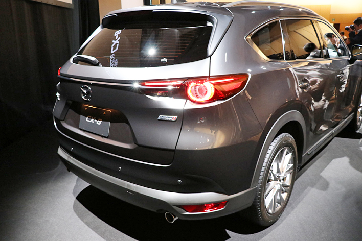 マツダ 新型CX-8