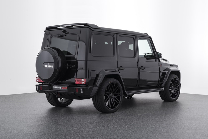 900馬力の世界最速SUVが登場！ BRABUS 900”ONE OF TEN
