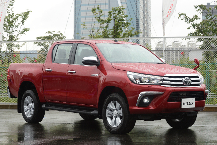 トヨタ ハイラックスが日本で13年ぶり復活 Cx 8 スイスポ Bmw X7など話題のクルマが登場 週間人気記事ランキングtop5 業界先取り 業界ニュース 自動車ニュース21国産車から輸入車まで Mota