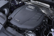 アウディ Q5 1st edition