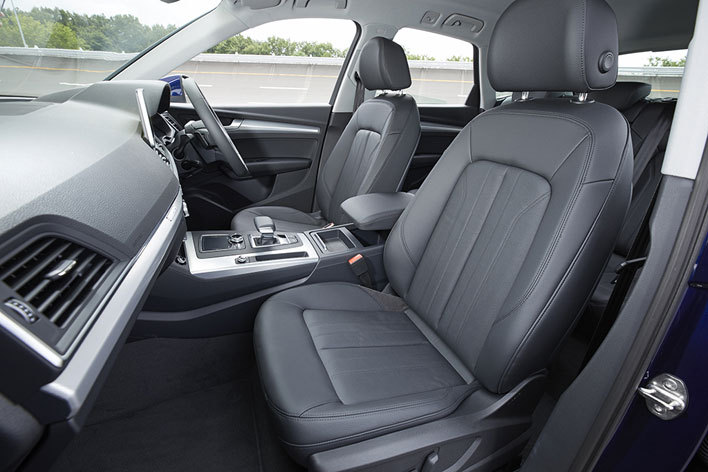 アウディ Q5 1st edition