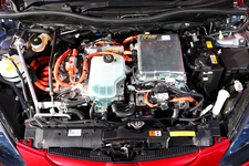 マツダが2019年にロータリーエンジン復活を決定