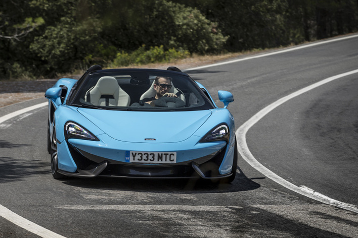 マクラーレン 570Sスパイダー