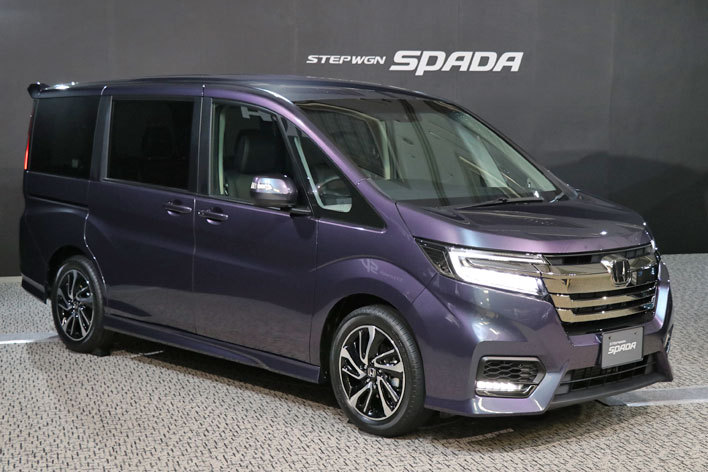 ホンダ 新型ステップワゴン スパーダ ガソリン