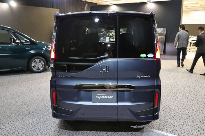 ホンダ 新型ステップワゴン スパーダ ガソリン