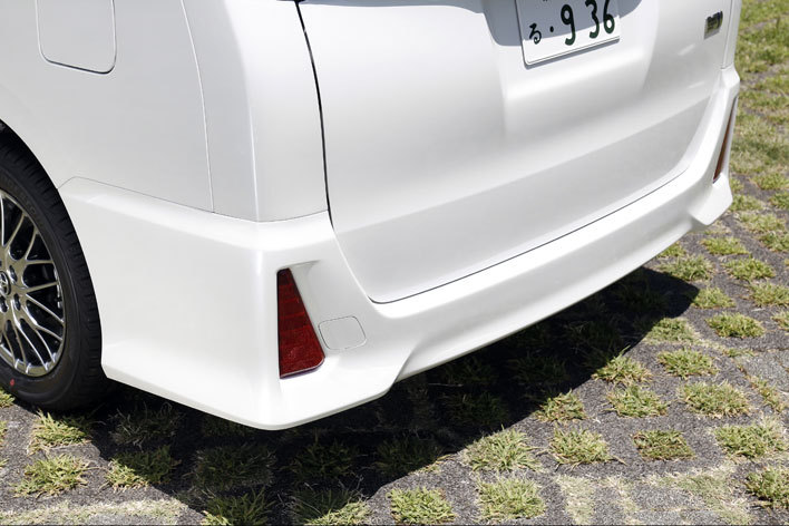 トヨタ 新型ノア ハイブリッド Si（2017年7月マイナーチェンジ）