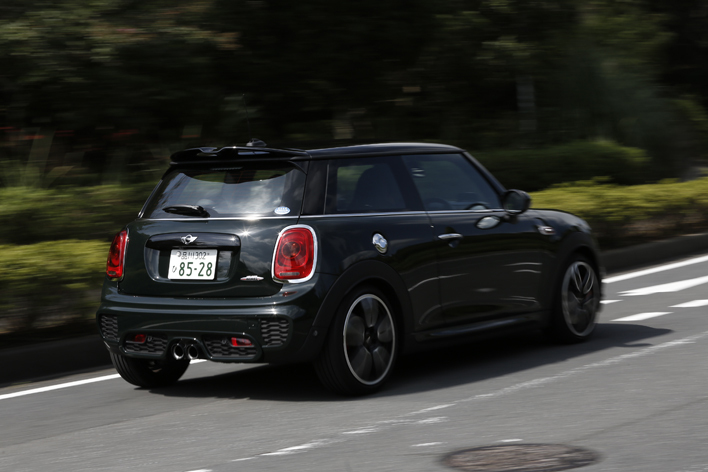 MINI ジョン・クーパー・ワークス（JCW）