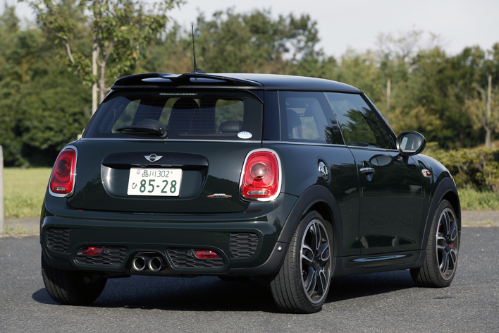 MINI ジョン・クーパー・ワークス（JCW）