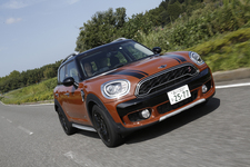 MINI CROSSOVER「Cooper SD Crossover ALL4」