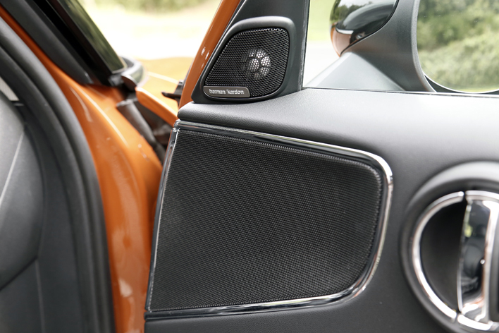 MINI CROSSOVER「Cooper SD Crossover ALL4」