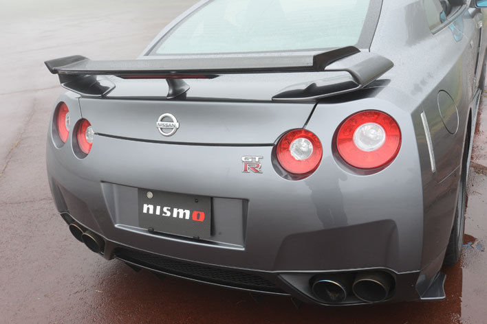Nissan GT-R (R35 2008年モデル)ニスモパーツ装着車