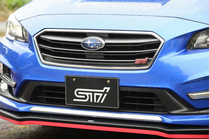 スバル レヴォーグ 1.6 STI Sport　STI Performance パーツ装着車