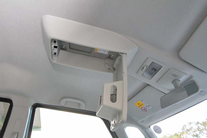 スズキ　スペーシア　ティッシュボックス