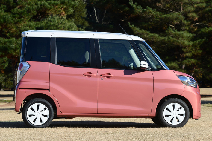 三菱　ekスペース／日産　デイズ