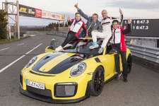 ポルシェ911 GT2 RSが6分47秒3でポルシェ911の歴代最速タイムをマーク