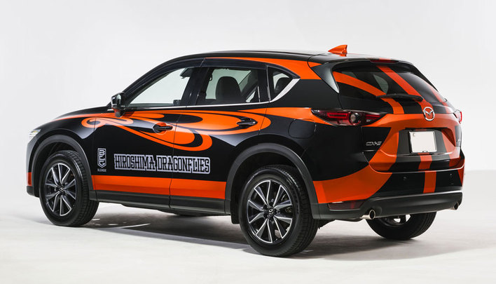 マツダ 新型cx 5のbリーグ 広島ドラゴンフライズ 仕様のラッピングがイケてる 画像ギャラリー No 3 業界先取り 業界ニュース 自動車ニュース21国産車から輸入車まで Mota マツダ 新型cx 5のbリーグ 広島ドラゴンフライズ 仕様のラッピングがイケてる 画像ギャラリー No 3 業界先取り 業界ニュース 自動車ニュース21国産車から輸入車まで Mota