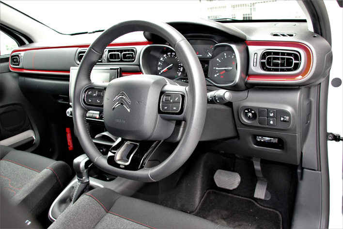 シトロエン C3シャイン