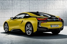 BMW i8 プロトニック・フローズン・イエロー