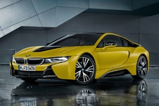 BMW i8 プロトニック・フローズン・イエロー