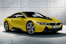 BMW i8 プロトニック・フローズン・イエロー