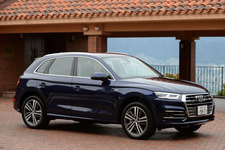 アウディ Q5